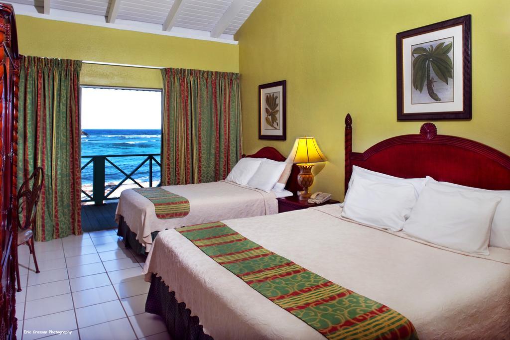 Hibiscus Beach Resort Кристианстед Стая снимка